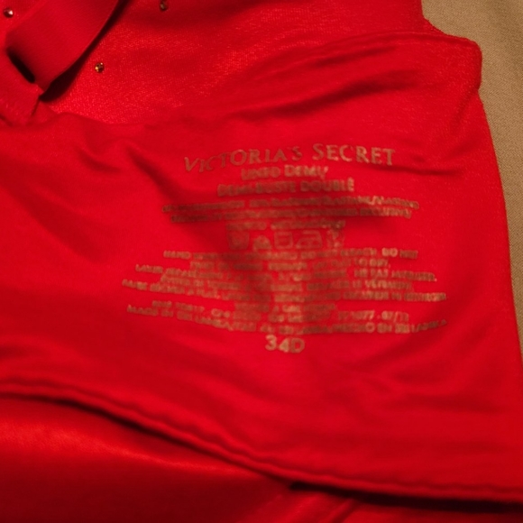 Bras - Picture 6 of 8